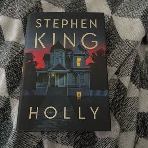 Holly by Stephen King